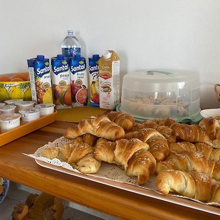 La Casa Di Pippo Flora Bed & Breakfast อากริเจนโต ภายนอก รูปภาพ