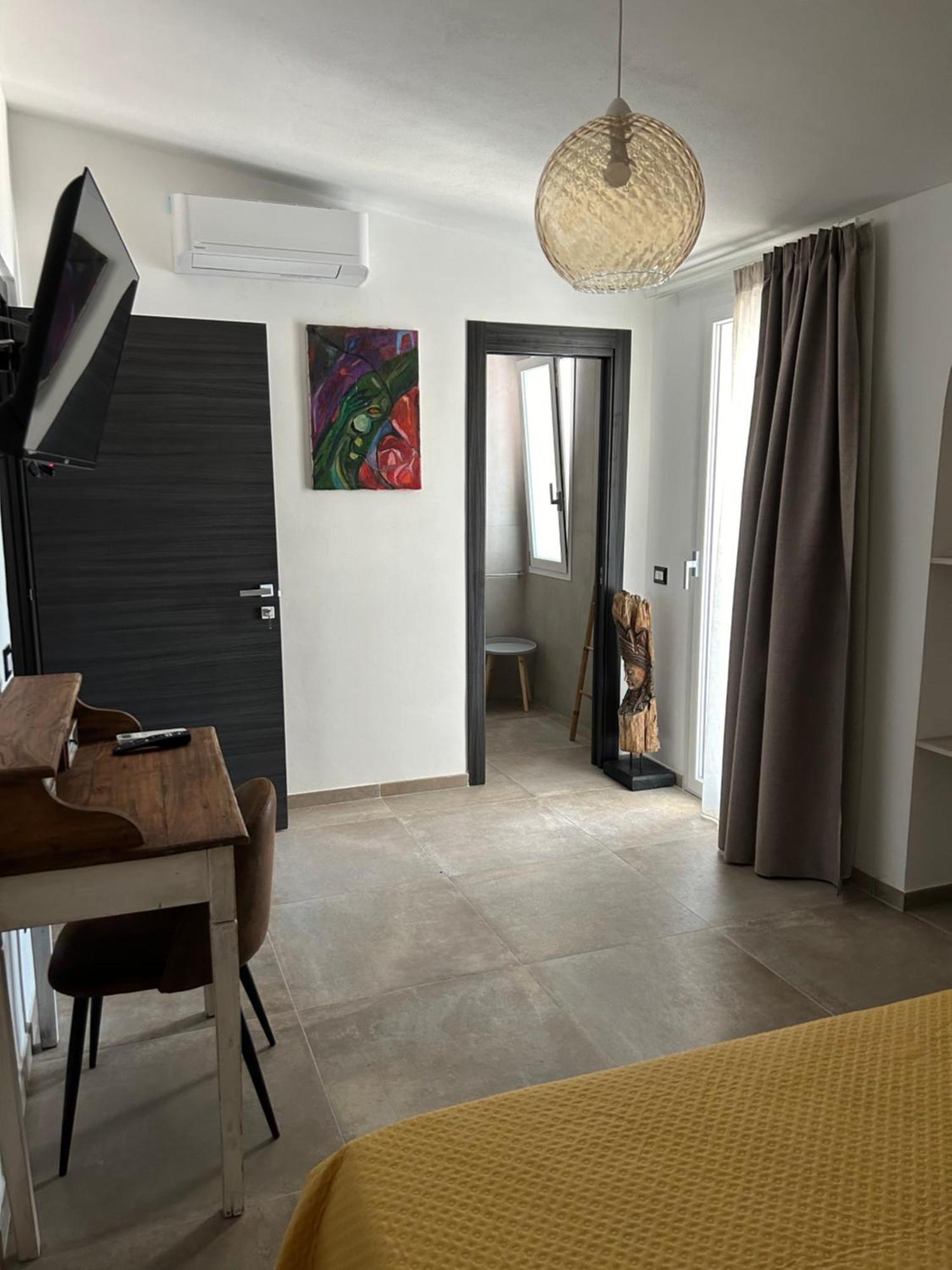 La Casa Di Pippo Flora Bed & Breakfast อากริเจนโต ภายนอก รูปภาพ